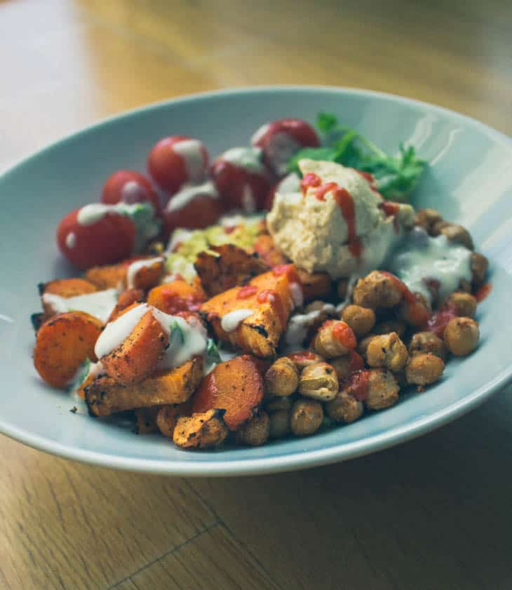 Kikherne- bowl kukkakaali- riisillä Kikherne- bowl kukkakaali- riisillä